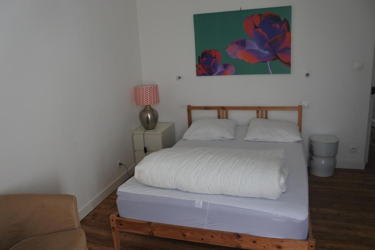 Maison de village spacieuse et confortable Le Gué-de-Velluire Extérieur photo