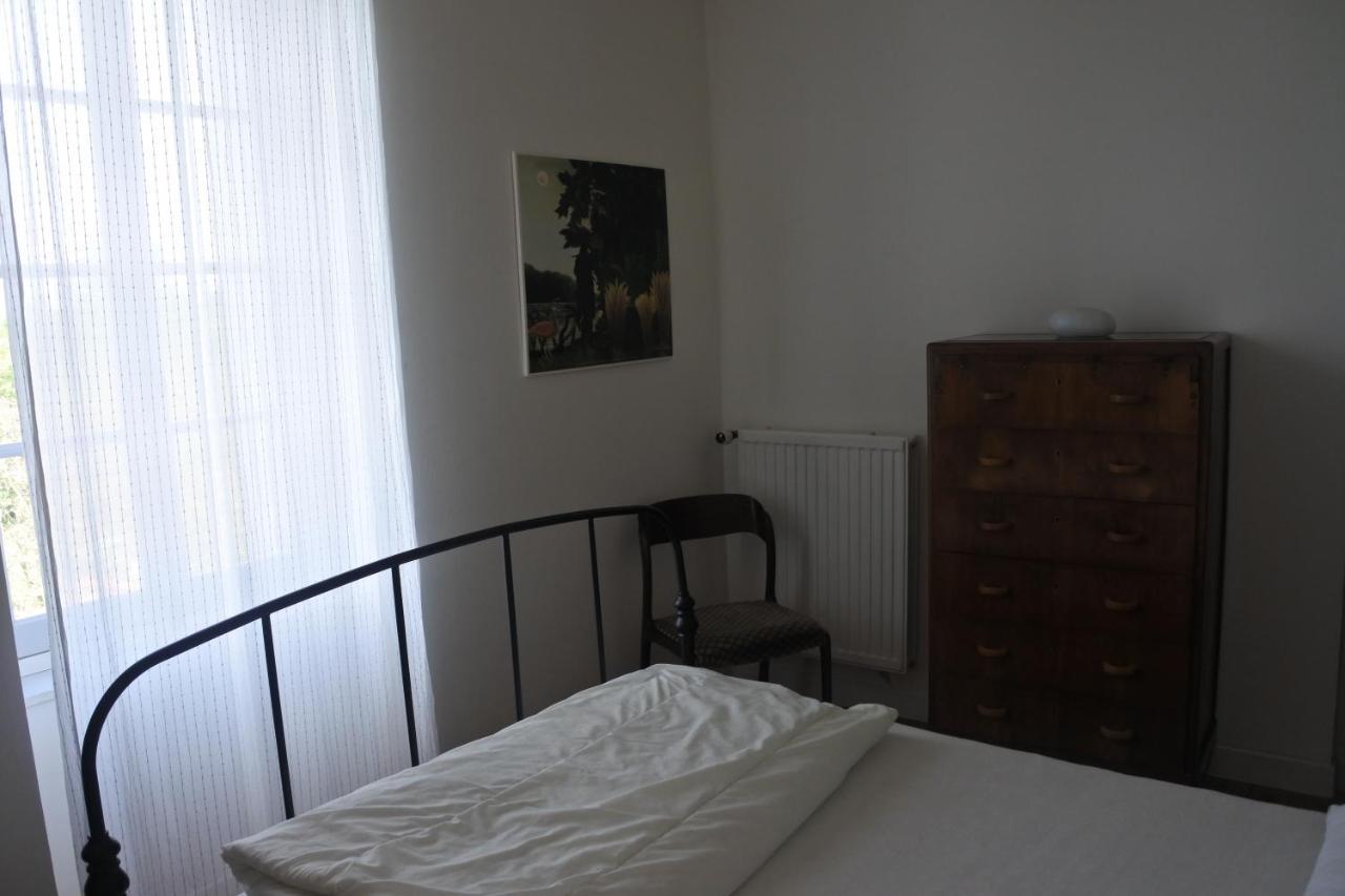 Maison de village spacieuse et confortable Le Gué-de-Velluire Extérieur photo