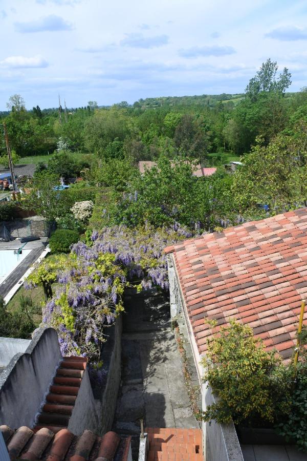 Maison de village spacieuse et confortable Le Gué-de-Velluire Extérieur photo